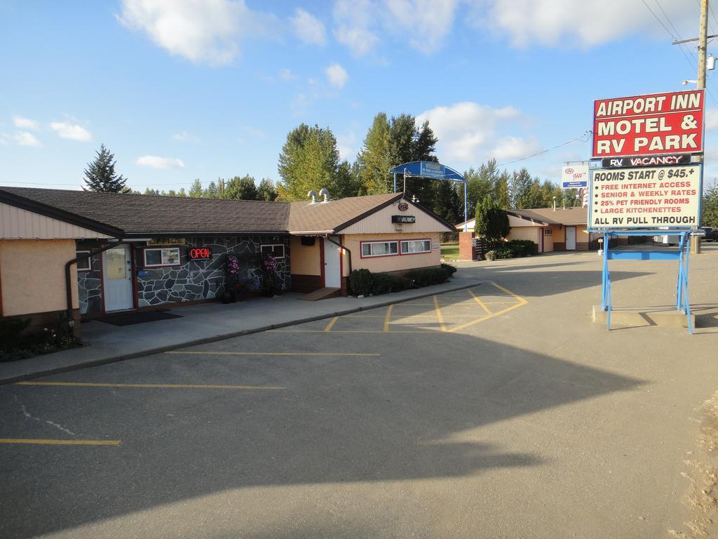 Airport Inn Quesnel Kültér fotó
