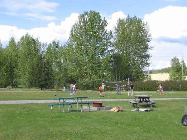 Airport Inn Quesnel Kültér fotó